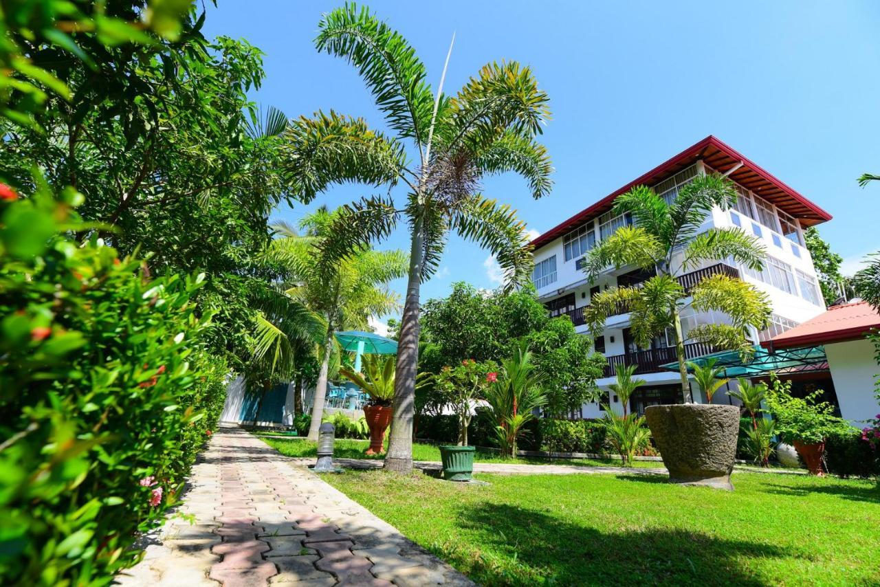 Kabalana Hotel & Villa Ahangama Exterior photo